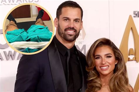 Jessie James Decker Strikes Back Over Picture in。